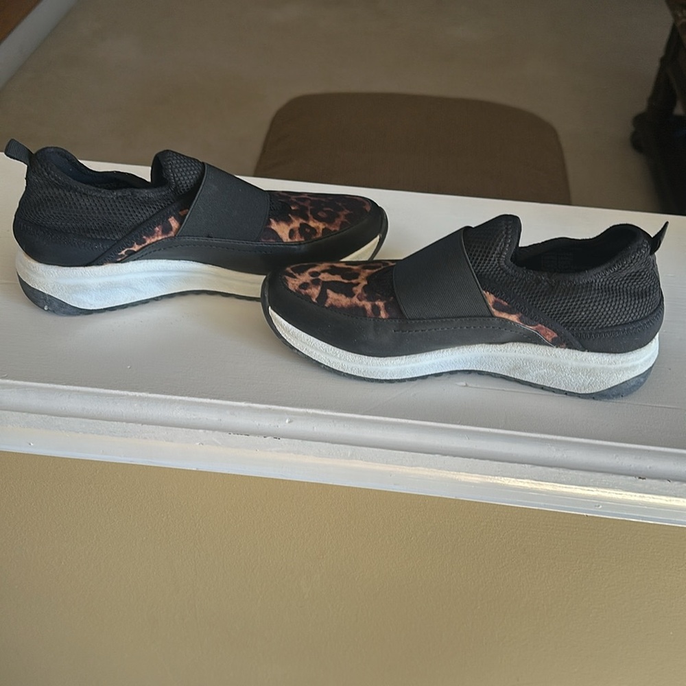 Anne Klein sport sneaker - Picture 4 of 7